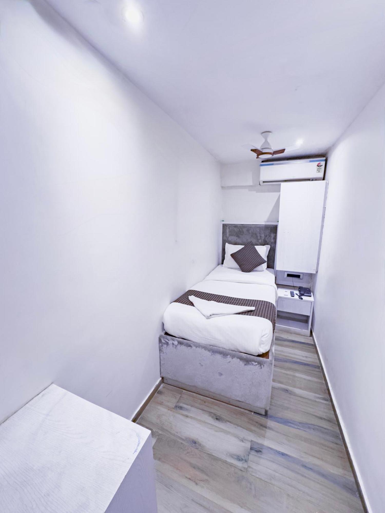 Hotel Winton مومباي المظهر الخارجي الصورة