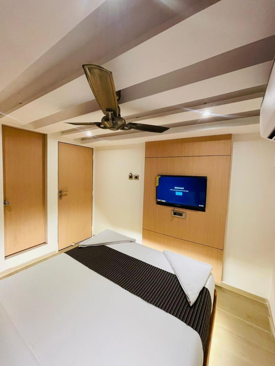 Hotel Winton مومباي المظهر الخارجي الصورة